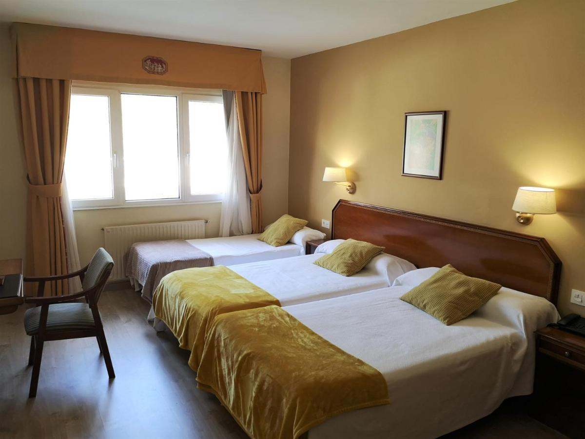Hotel Y Casona El Carmen แปโลรา ภายนอก รูปภาพ