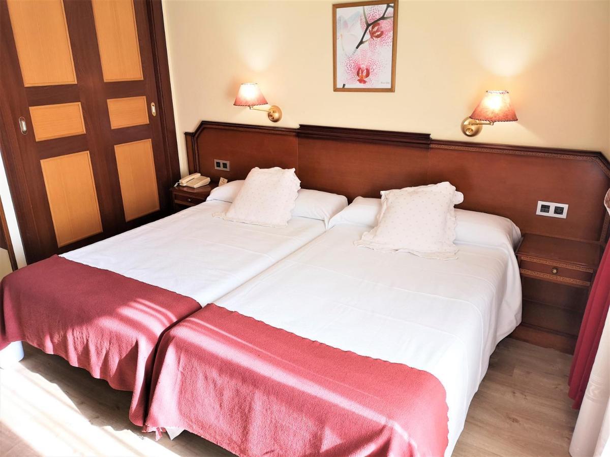 Hotel Y Casona El Carmen แปโลรา ภายนอก รูปภาพ