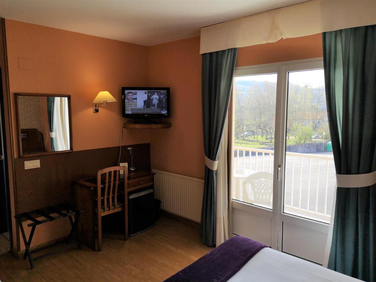 Hotel Y Casona El Carmen แปโลรา ภายนอก รูปภาพ