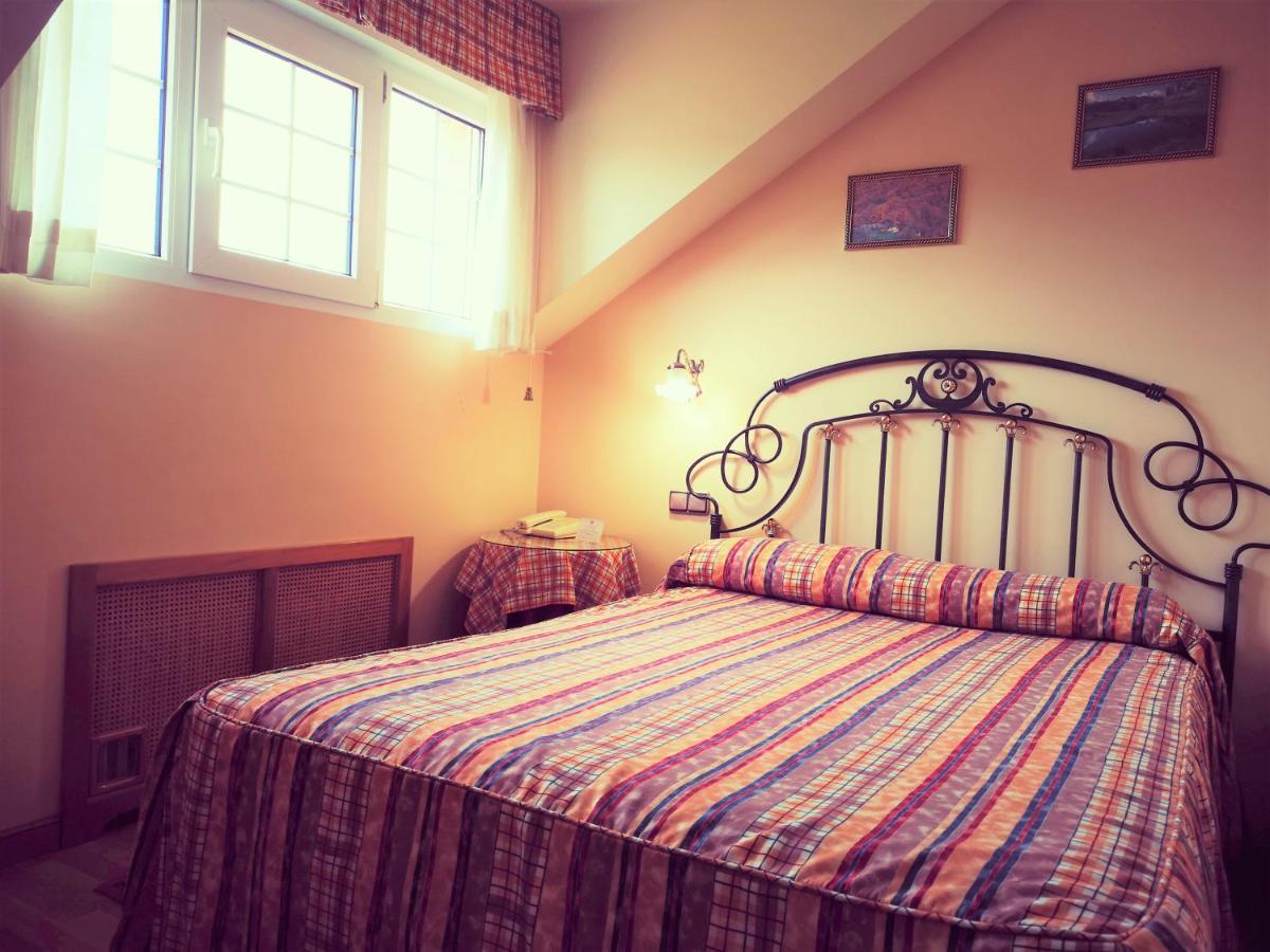 Hotel Y Casona El Carmen แปโลรา ภายนอก รูปภาพ